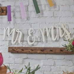 Mr and Mrs Wooden Bunting - Boho