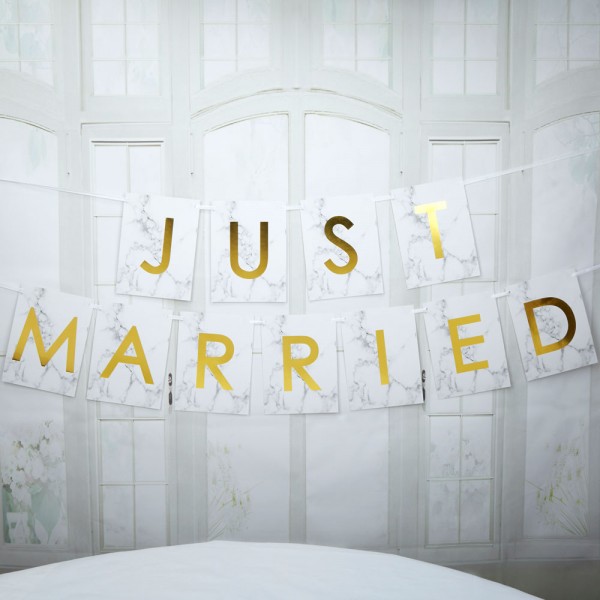 Scripted Marble - Just Married Bunting 