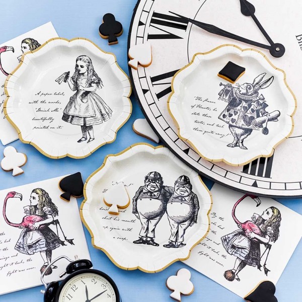 Truly Alice Large Paper Plates